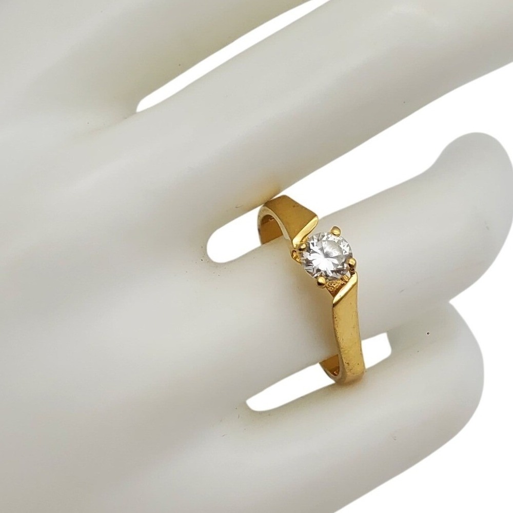 Avon CZ Solitaire Ring Gold Tone Bypass Round Stone Minimalist Statement Size 9